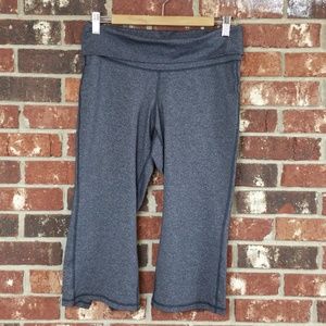 Old Navy Active Blue Fitted Capri Yoga Leggings